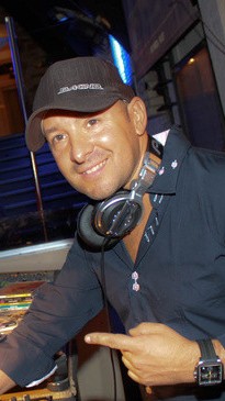 Gast DJ Theo